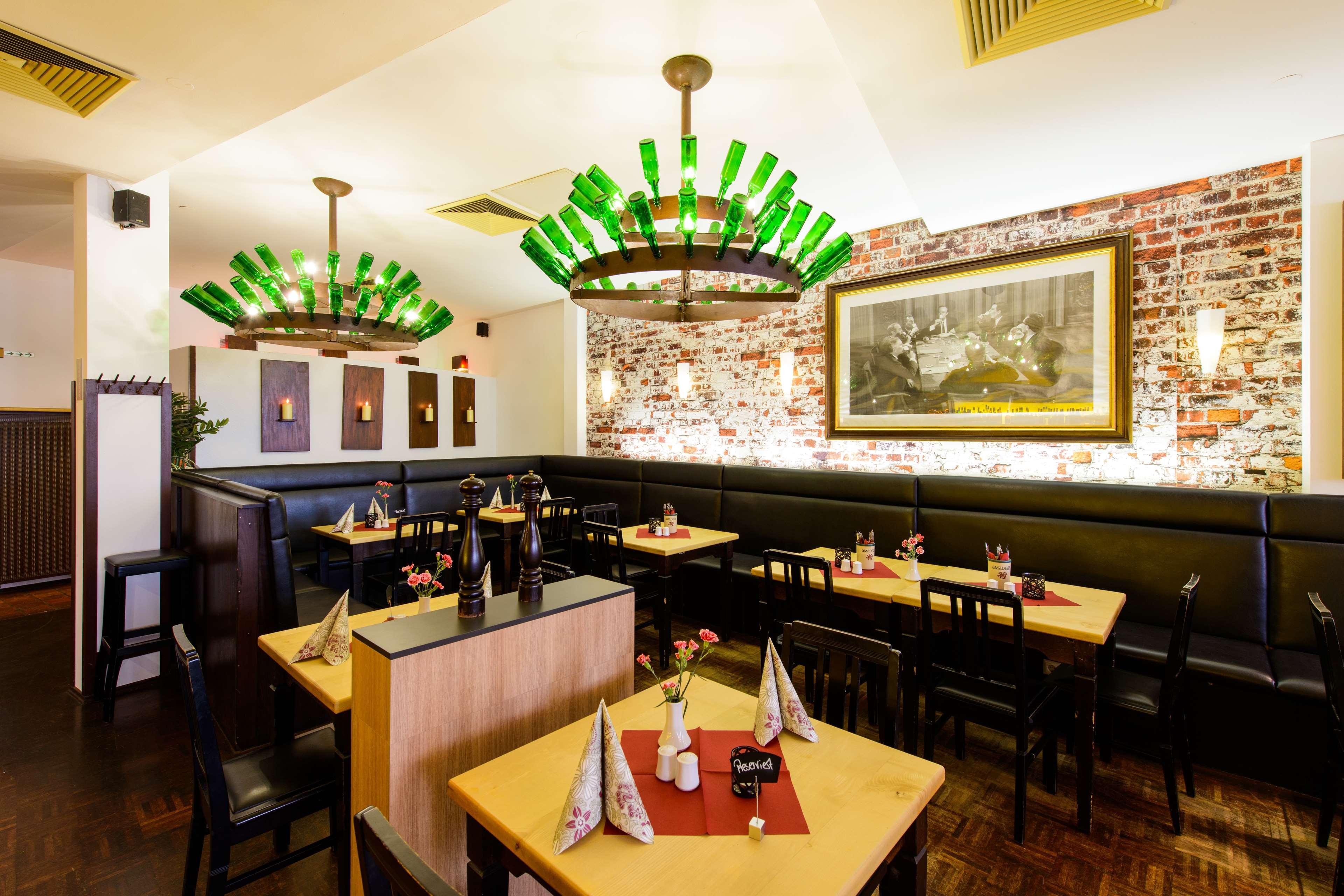 Askania Hotel & Brauhaus Bernburg Exterior photo